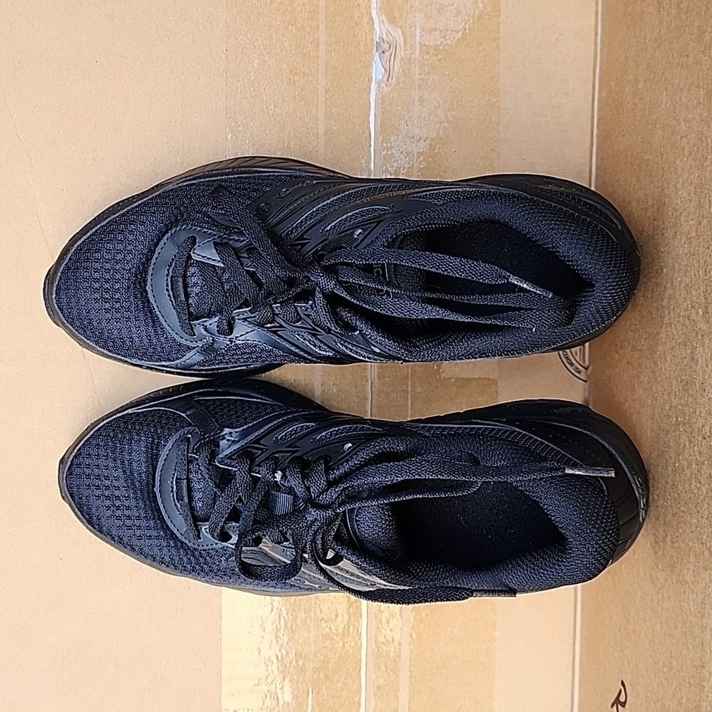 New Saucony Men's Black Athletic Shoes - Picture 2 of 11